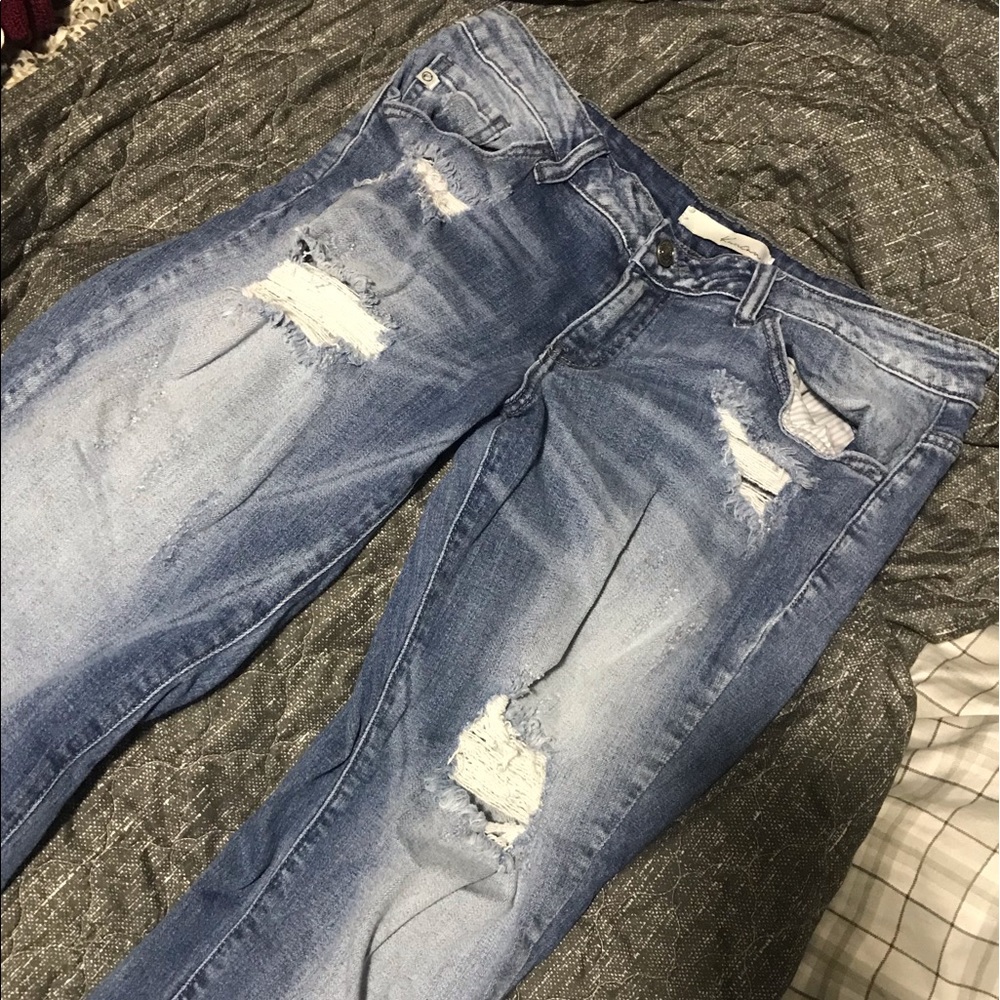 Kancan Ripped Jeans